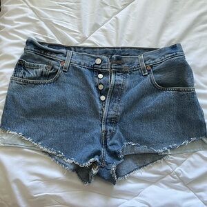 Cheeky Levi’s Jean shorts